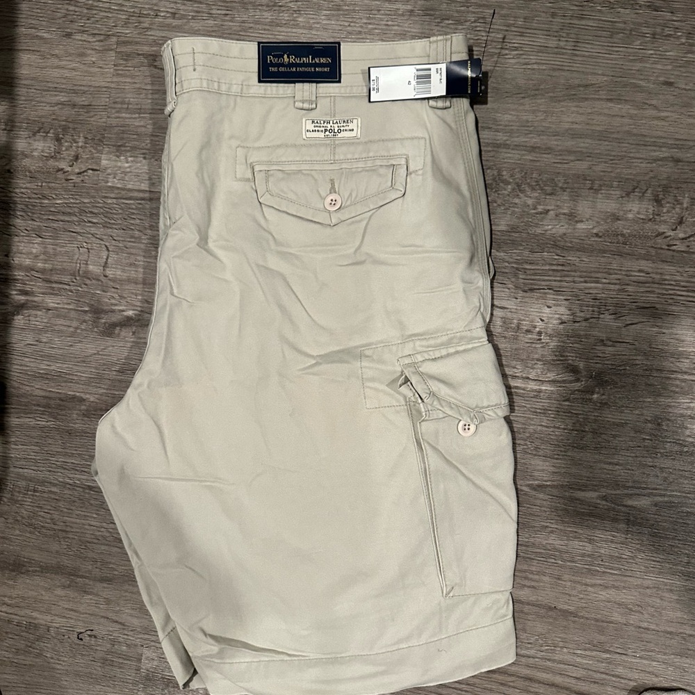 Ralph Lauren Men's Cream Cargo Shorts